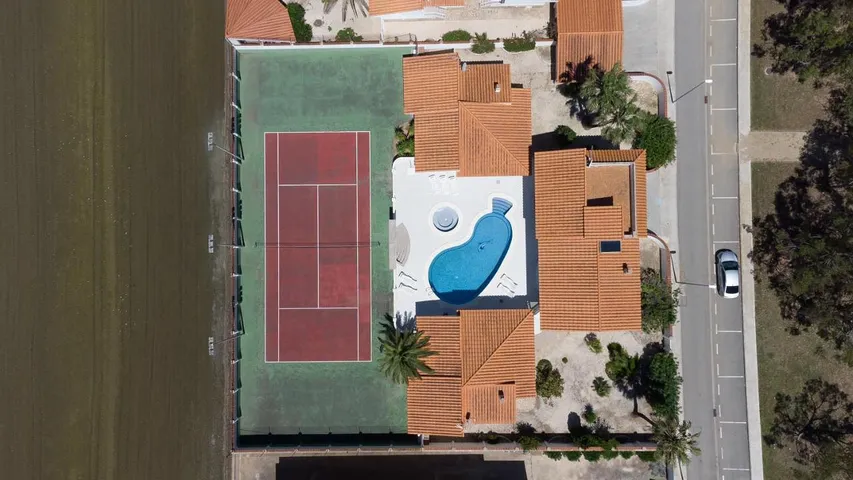 Chalet para 5 personas, con vistas además de piscina y jardín - 1