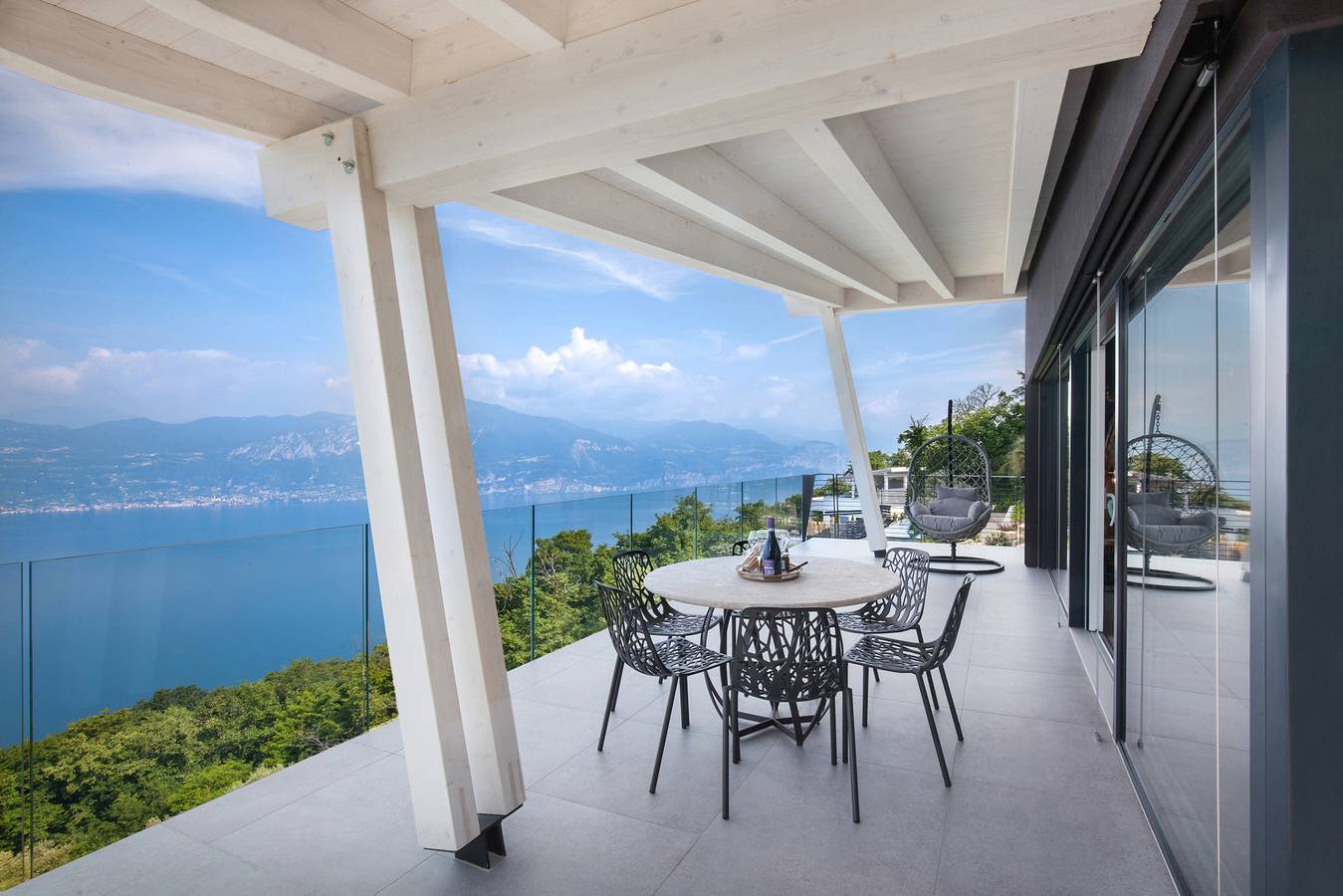 Villa Montelago With Pool in San Zeno di Montagna, Prealpi Gardesane