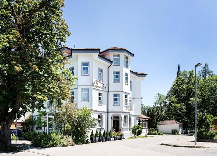 Hotel, mit Terrasse und Garten