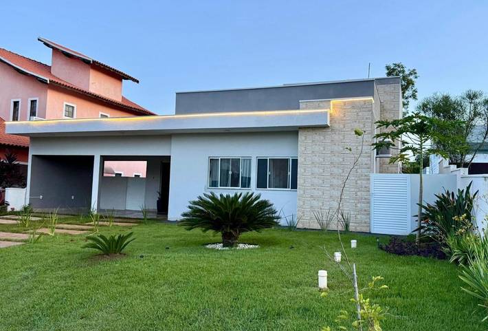 Casas e apartamentos de temporada para 7 pessoas, com jardim e vista e ainda piscina, com animais de estimação em Pardinho
