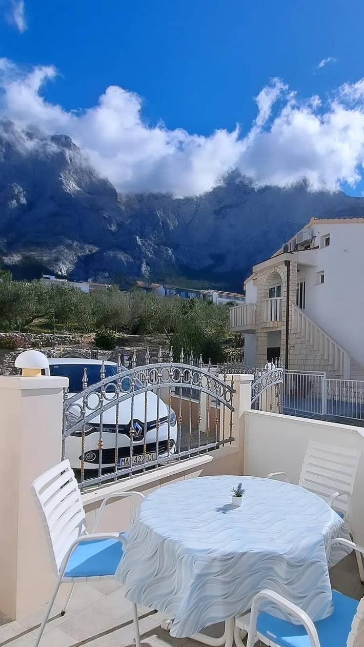 Ferienwohnung für 3 Personen, mit Balkon/Terrasse in Veliko Brdo