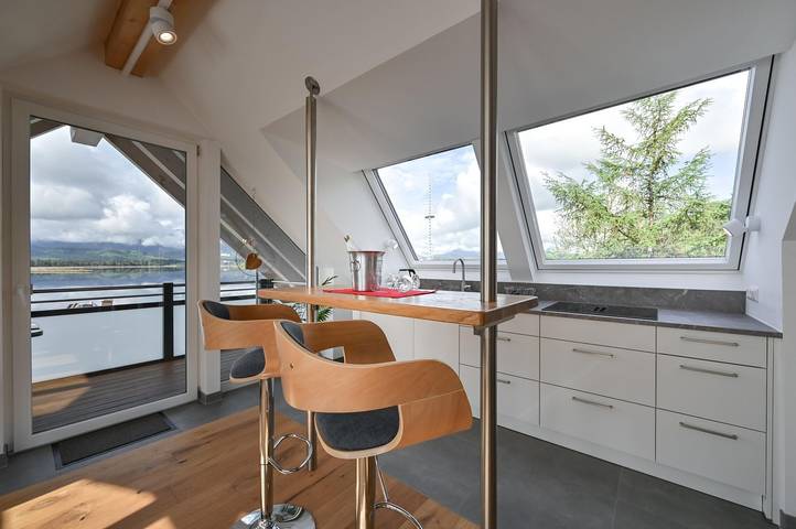 Ferienwohnung für 2 Personen, mit Balkon und Seeblick sowie Ausblick in Königswinkel - 3
