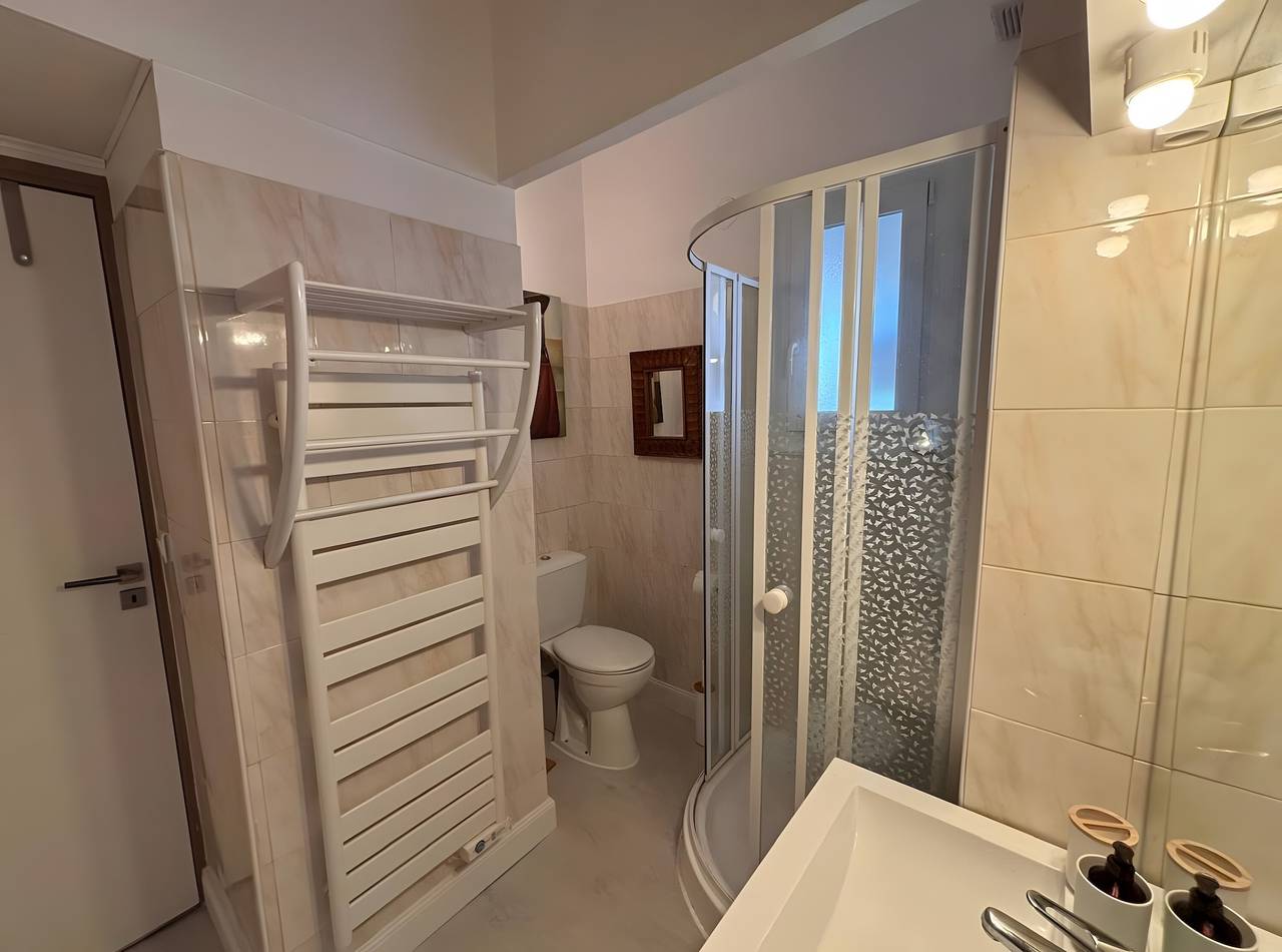Le Pape – Guest Room with Sea View, Wi-Fi, and Air Conditioning in Grosseto-Prugna, Ajaccio region