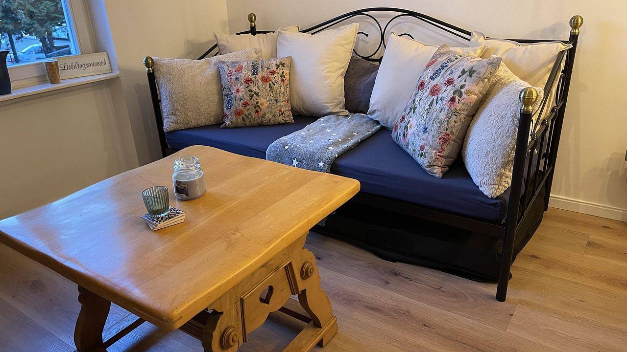Ganze Ferienwohnung, Ferienwohnung für 3 Personen (61 m²) in Neustadt an der Weinstraße in Neustadt-Stadtmitte, Neustadt an der Weinstraße