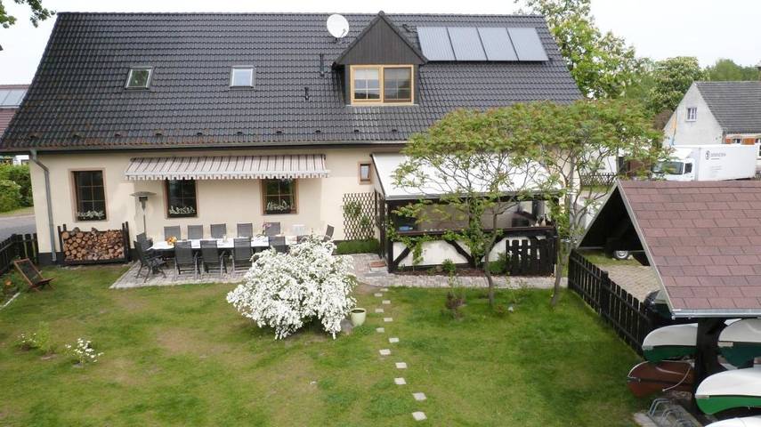 Ferienwohnung für 4 Personen, mit Garten und Ausblick