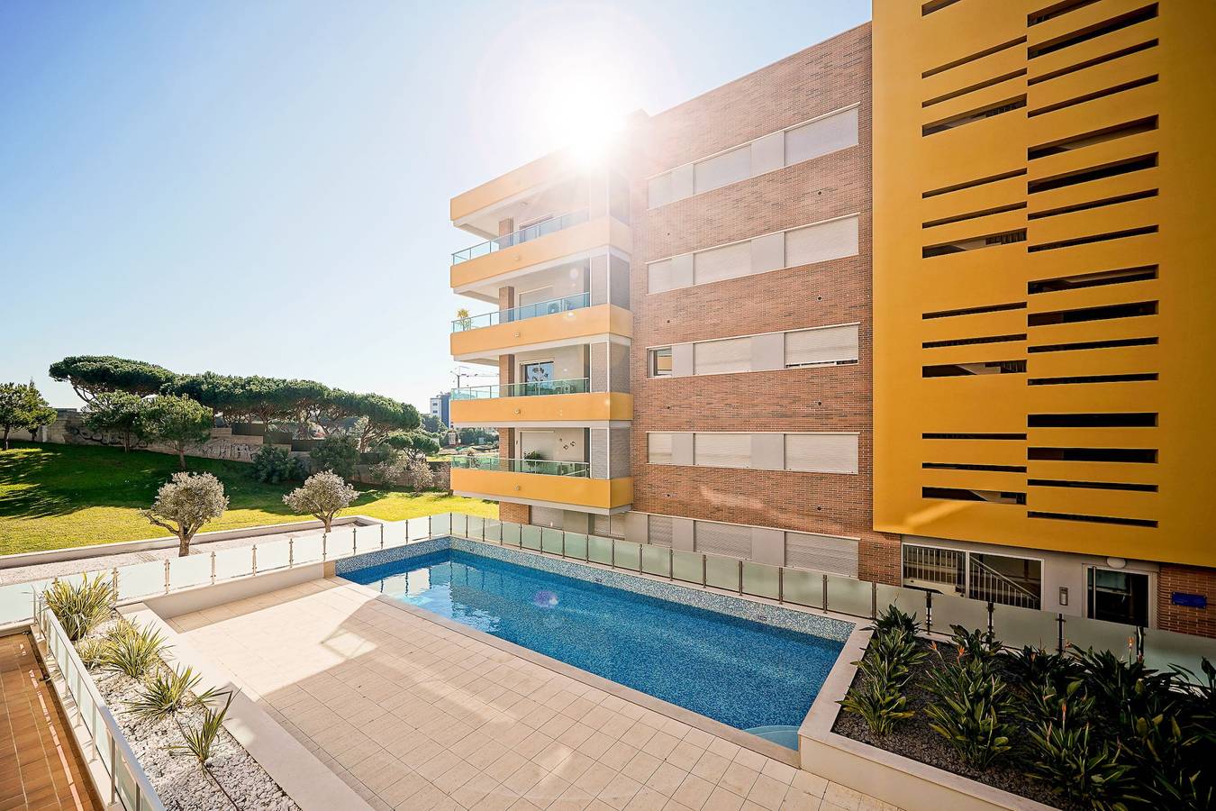 Apartamento entero, T1 Varandas Forte Piscina Ar cond. Garagem in Quarteira, Distrito de Faro