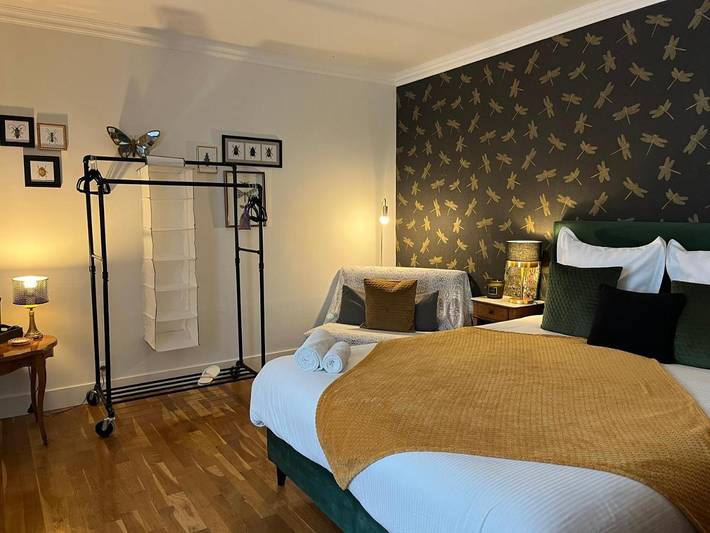 Maison d’hôte pour 2 personnes, avec Terrasse ainsi que Jardin et Vue à Chelles
