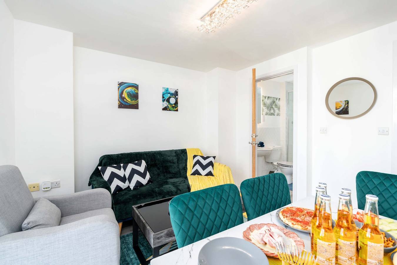 Entire apartment, Sleep 5   Gated Parking   20  Off   2Bed 2Bath in Sheffield, South Yorkshire