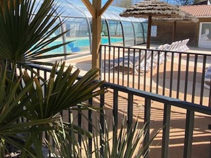 Camping pour 8 personnes, avec bassin pour enfant