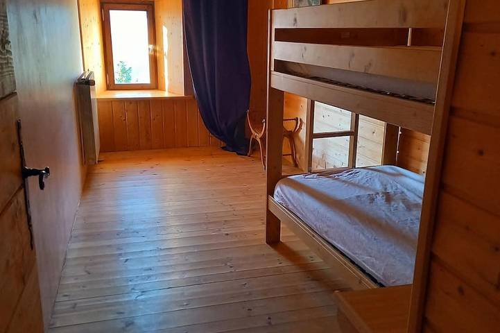 Location de vacances pour 10 personnes, avec balcon et jardin à Granier - 4