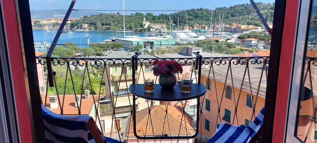 Vakantiewoning voor 4 personen, met uitzicht en balkon in Porto Venere Gemeente