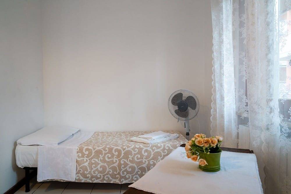 Appartamento intero, Bellissimo appartamento per 7 ospiti con Wifi, Tv, balcone e animali ammessi in Montesilvano Marina, Montesilvano