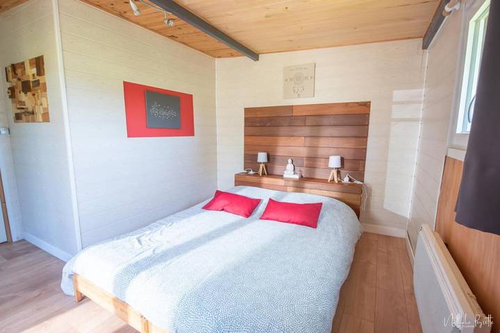 Gîte pour 6 personnes, avec jardin ainsi que sauna et vue dans Fichous-Riumayou - 3