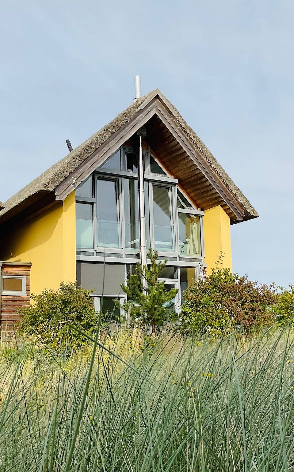 Ostsee - Reetdachhaus Nr. 8 "Sonne und mehr" - mit Lademöglichkeit im Strand Resort in Steinwarder, Heiligenhafen