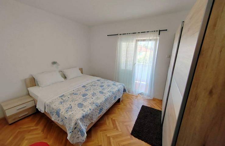 Ferienwohnung für 4 Personen, mit Balkon/Terrasse in Banjol