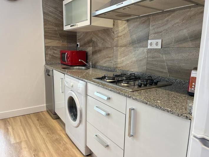 Chalet para 5 personas, con jardín además de piscina y vistas, Familias con niños en Comarca de Santander - 4