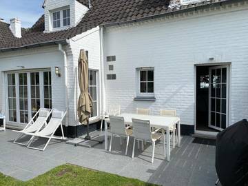 Gîte pour 6 personnes, avec jardin à Zuienkerke