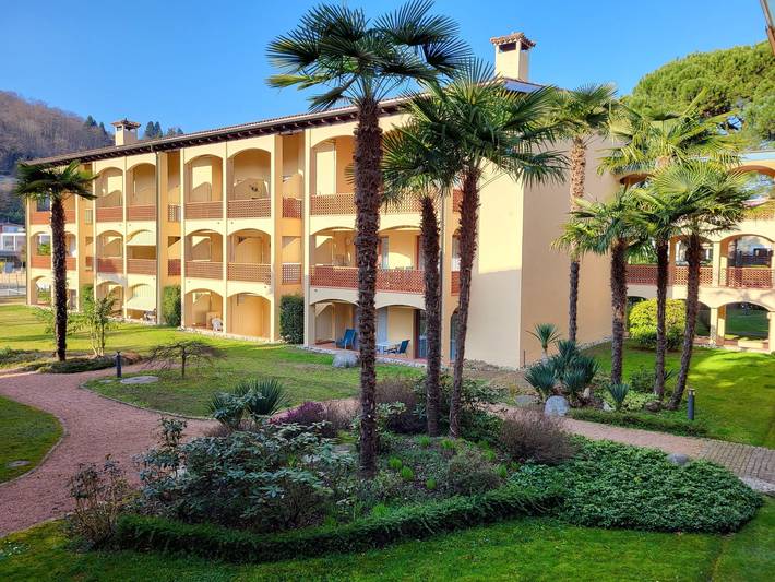 Ferienwohnung für 2 Personen, mit Ausblick und Garten sowie Seeblick am Luganersee