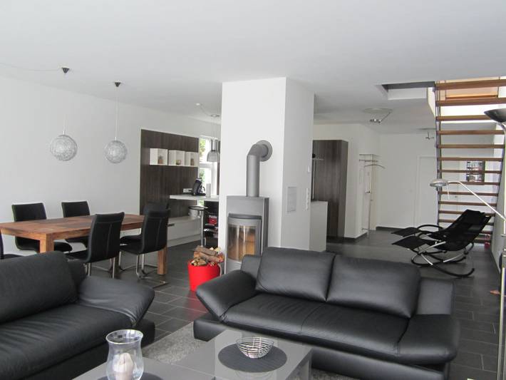 Ferienhaus für 4 Personen, mit Balkon und Terrasse sowie Garten in Mardorf