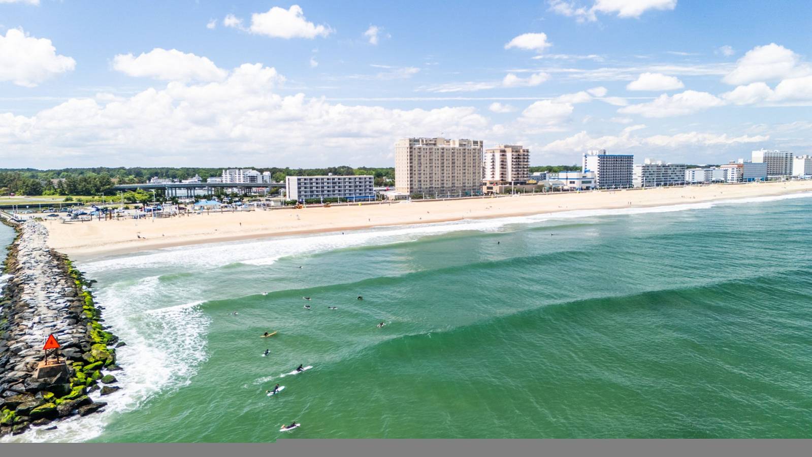 Appartement entier, Oceanfront Beach Condo, Pool, Gym, Fishing Surfing in Virginia Beach