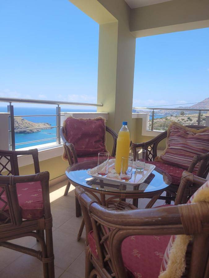 Location de vacances pour 8 personnes, avec jardin ainsi que jacuzzi et balcon dans Matala - 3