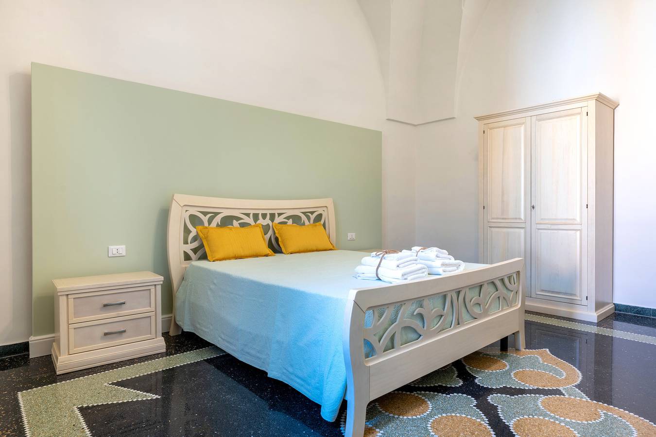 Chambre 'Primo Piano - Camera 1' avec jardin privé, Wi-Fi et climatisation in Pulsano, Golfe de Tarente