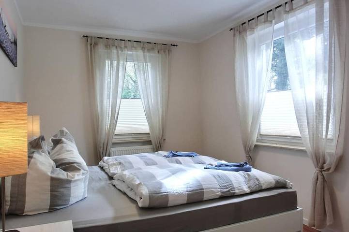 Ferienhaus für 6 Personen, mit Garten und Sauna sowie Balkon, mit Haustier in Markgrafenheide - 4