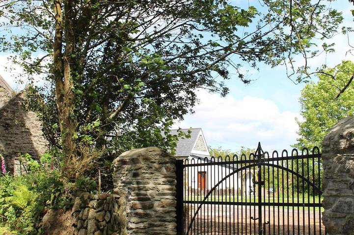 Holiday home for 2 people, with garden, with pets - 1