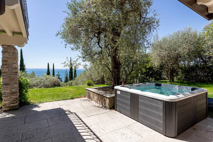 Villa für 6 Personen, mit Garten und Terrasse sowie Seeblick in Toscolano-Maderno - 4