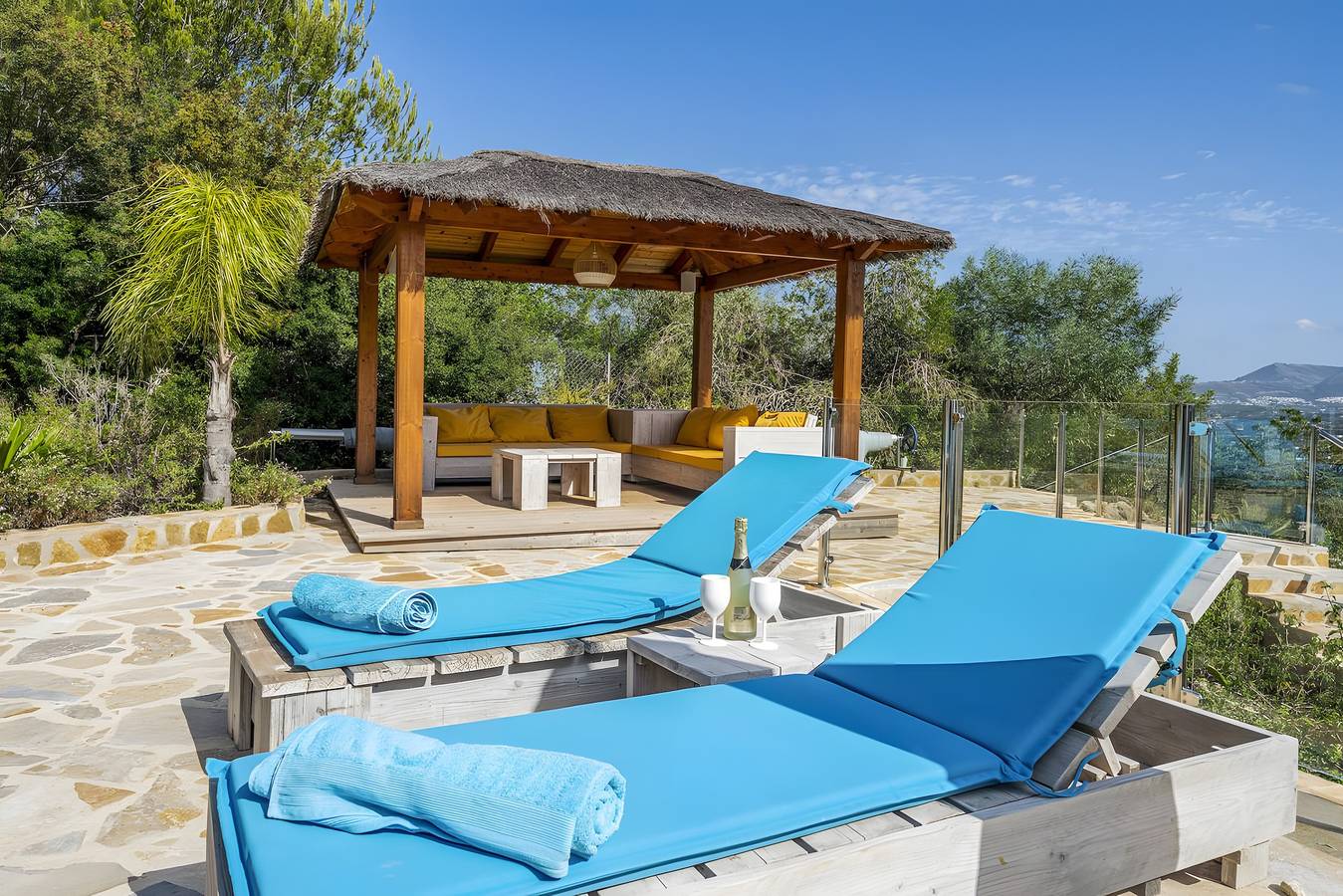 Villa 'Caroix' with Sea View, Wi-Fi and Air Conditioning in Jávea, Costa Blanca