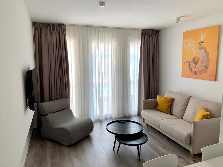 Apartamento de vacaciones para 4 personas, con piscina además de vistas y terraza - 1