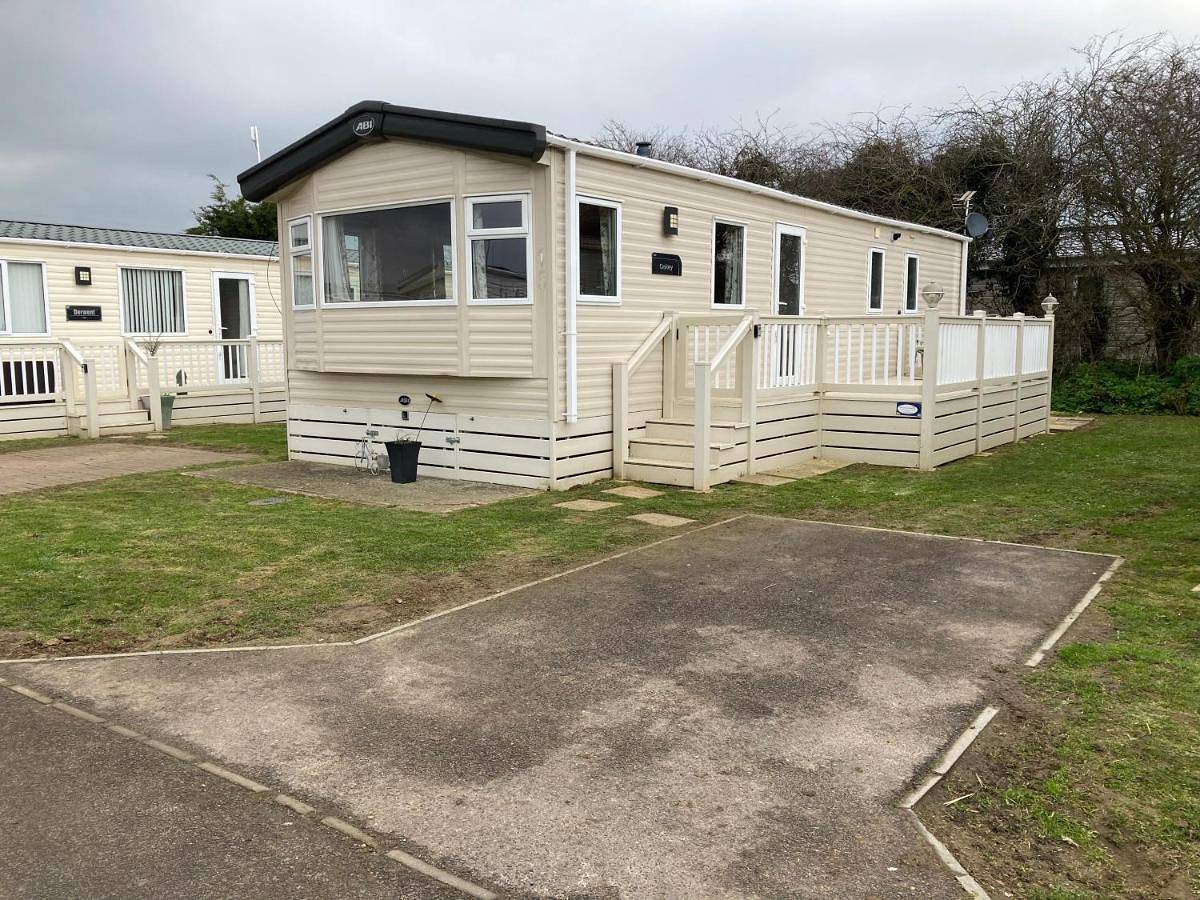 Birchington vale caravan holiday park in Kent