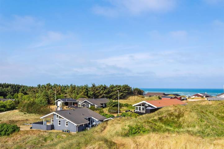 Ferienhaus mit Meerblick für 6 Personen, mit Whirlpool und Sauna sowie Terrasse in Grønhøj Strand