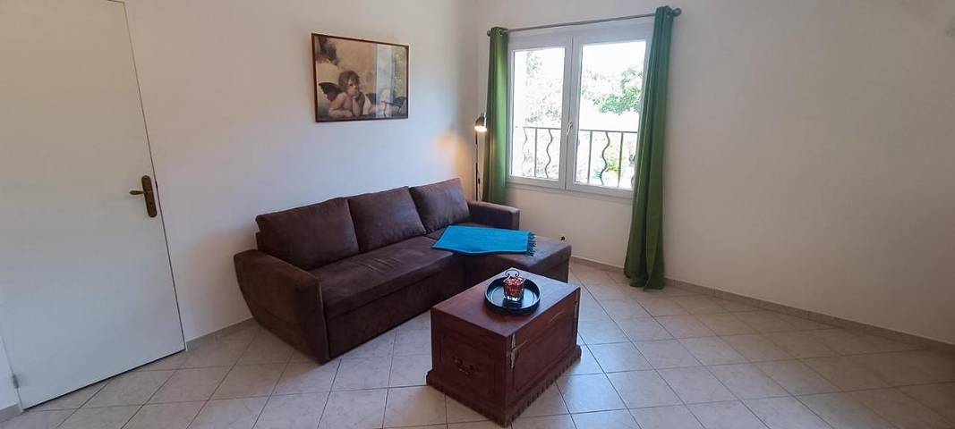 Gîte pour 4 personnes, avec jardin et piscine à Tavernes - 4