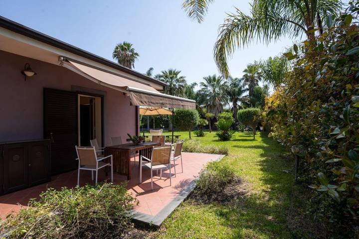 Villa für 6 Personen, mit Ausblick und Garten, mit Haustier - 1