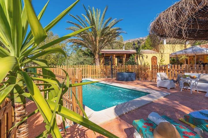 Chalet para 12 personas, con jardín - 1