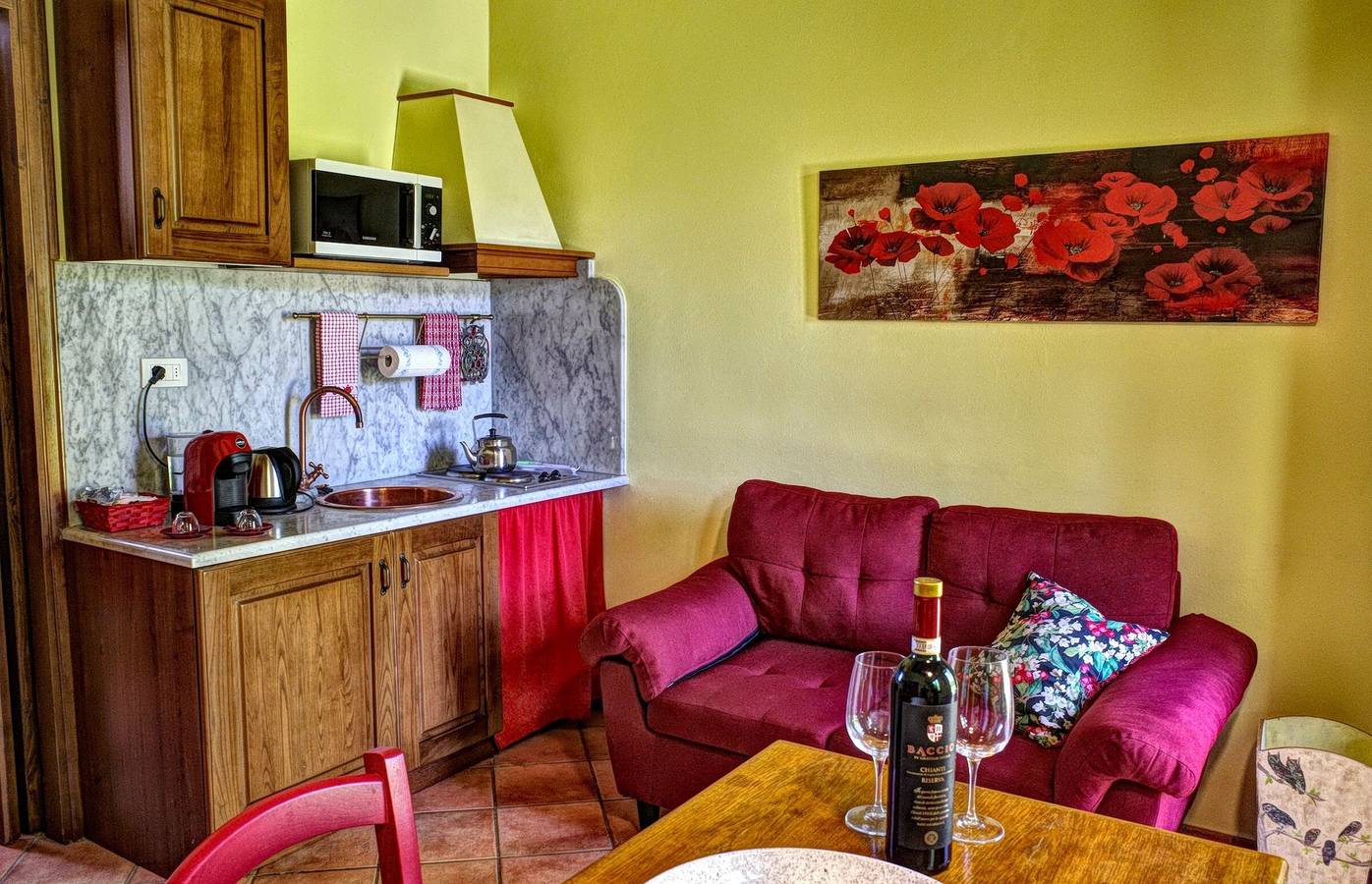 Ganze Wohnung, Country Suite Ciliegio: 2-Zimmer-Wohnung für 2 mit Garten & Pool in Bagno a Ripoli, Valdarno