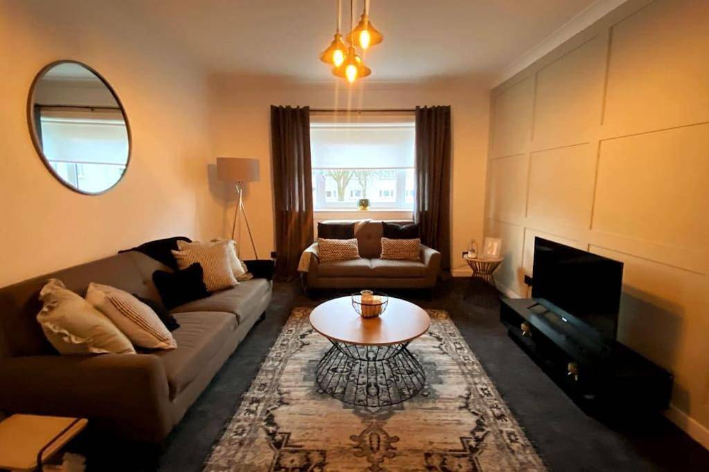 Appartement entier, Three-Bedroom Apartment in Hamilton, South Lanarkshire
