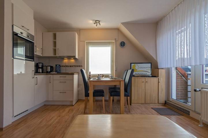 Ferienwohnung für 3 Personen, mit Balkon in Norddeich - 2