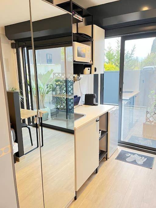 Gîte pour 2 personnes, avec jardin et terrasse dans Allianz Riviera - 3