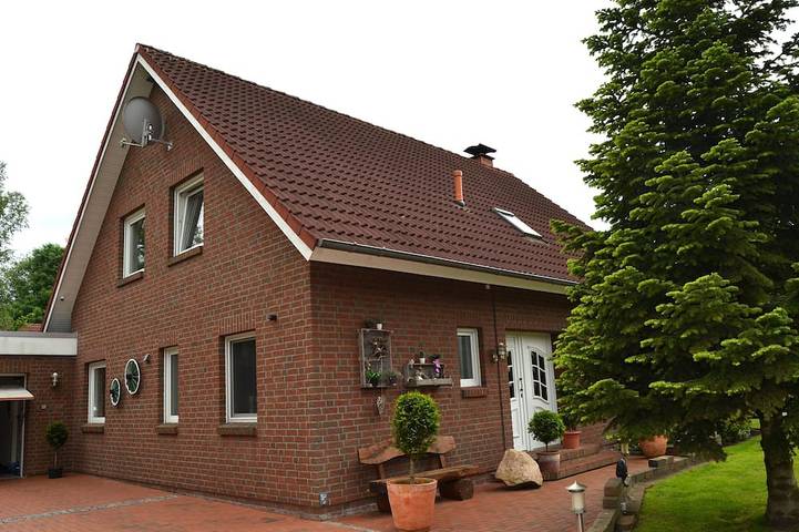 Ferienhaus für 6 Personen, mit Terrasse und Garten in Uplengen - 2