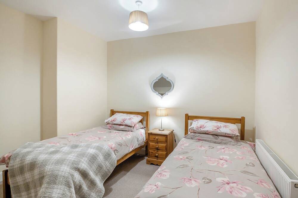 2 bedroom accommodation in Colwyn Bay in Colwyn Bay, Conwy region
