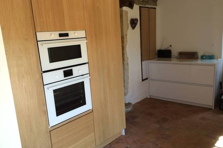 Gîte pour 7 personnes, avec jardin et piscine à Labastide-de-Virac - 2