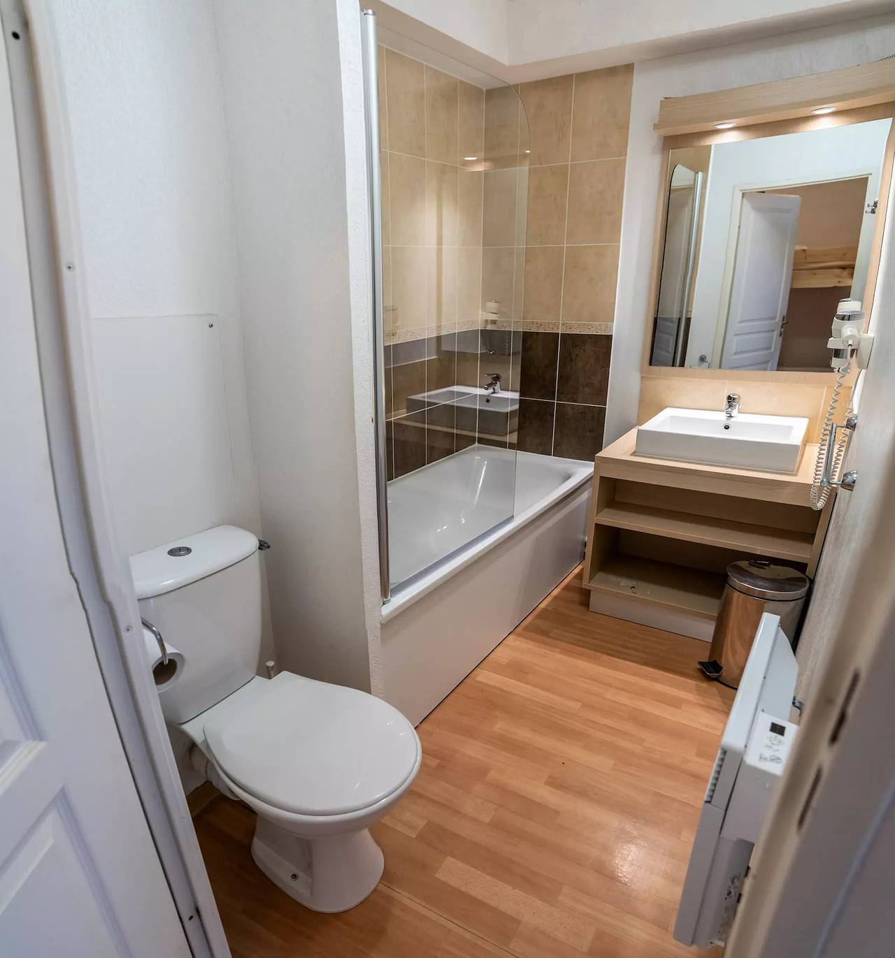 Entire studio, Studio for 4 people close to the slopes in Les Orres, Écrins National Park