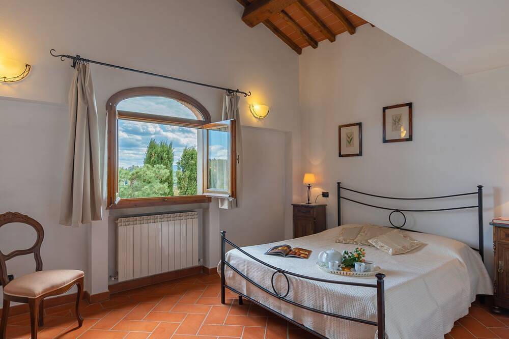 Melograno in Terranuova Bracciolini, Valdarno