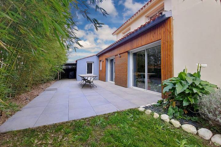 Maison de vacances pour 12 personnes, avec jardin et terrasse, adapté aux familles