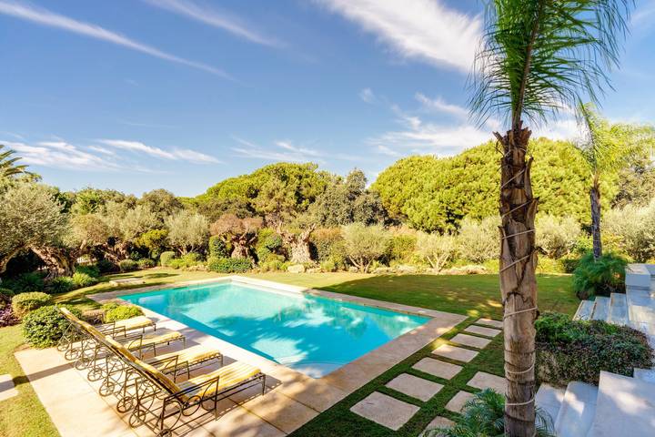 Villa 'Hacienda Las Chapas' mit privatem Pool, Wlan und Klimaanlage in Hacienda Las Chapas, Marbella
