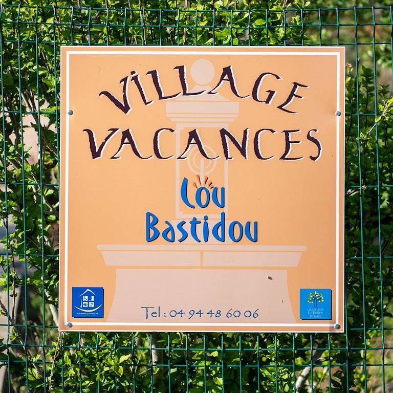 Gite - Village vacances Lou Bastidou in Cuers, Région de Toulon