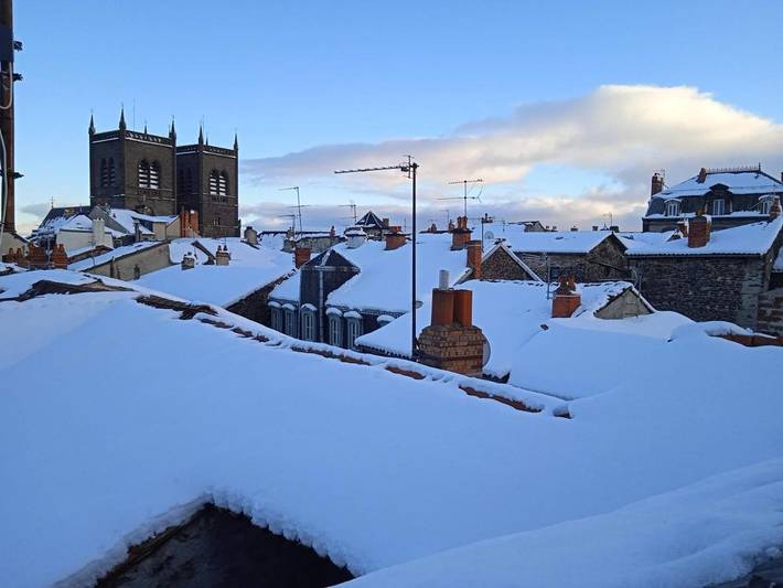 Gîte pour 4 personnes, avec vue à Saint-Flour - 2