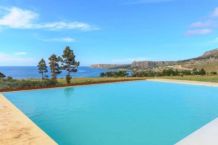 Casa vacanza per 6 persone, con giardino e balcone - 1